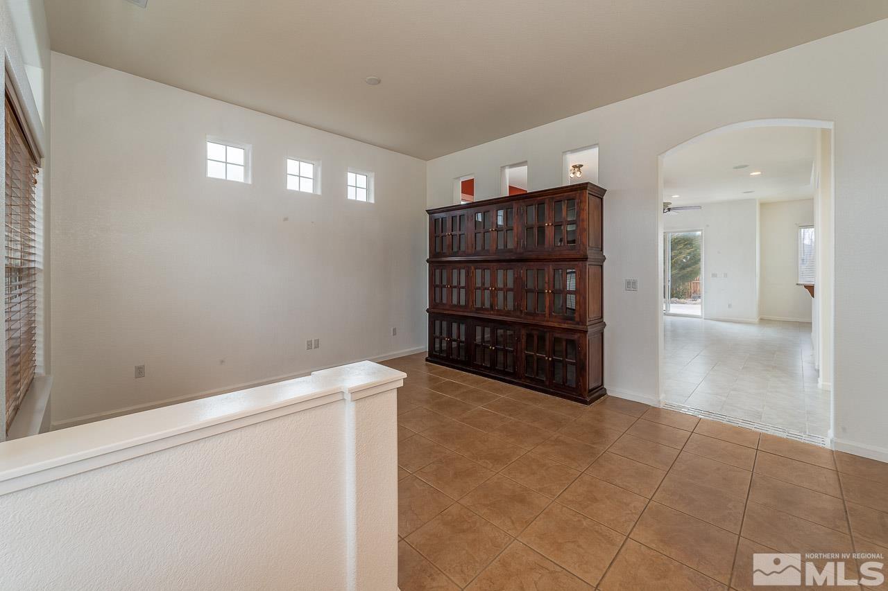 10105 Lucente Way Reno, NV 89521 - Photo 8 of 27 Photo 8