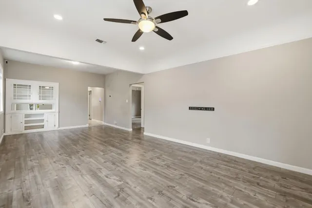 $474,900 | 4850 11th Avenue, Sacramento, CA 95820