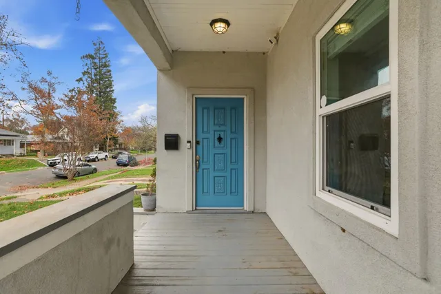 $474,900 | 4850 11th Avenue, Sacramento, CA 95820