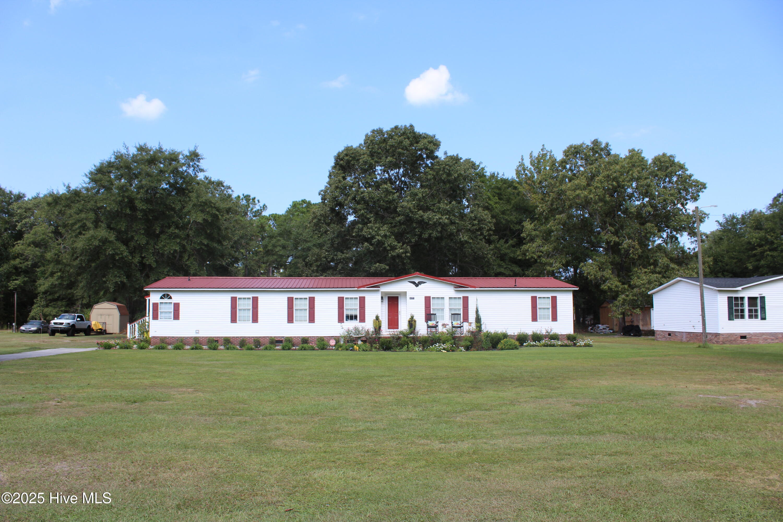 4659 General Howe Road Riegelwood, NC 28456 - Photo 2 of 17 IMG_2893
