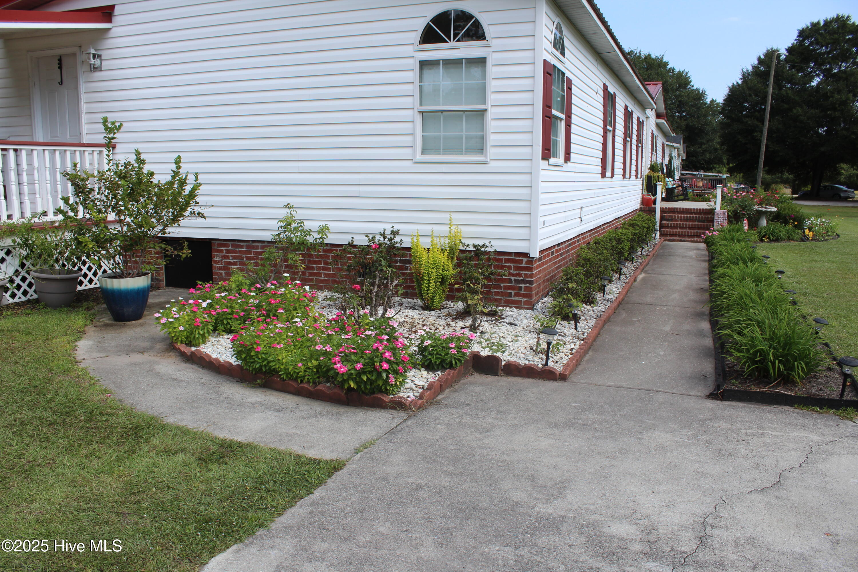 4659 General Howe Road Riegelwood, NC 28456 - Photo 4 of 17 IMG_2897