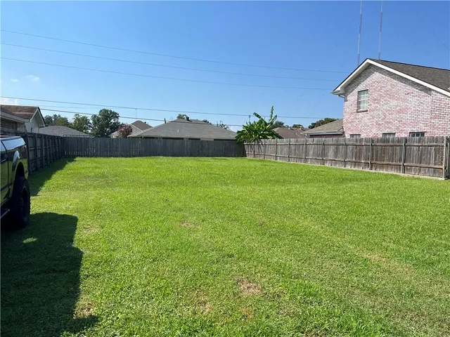$59,000 | 3700 Karen Drive, Chalmette, LA 70043