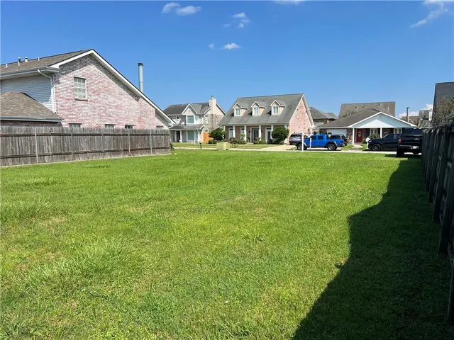 $59,000 | 3700 Karen Drive, Chalmette, LA 70043