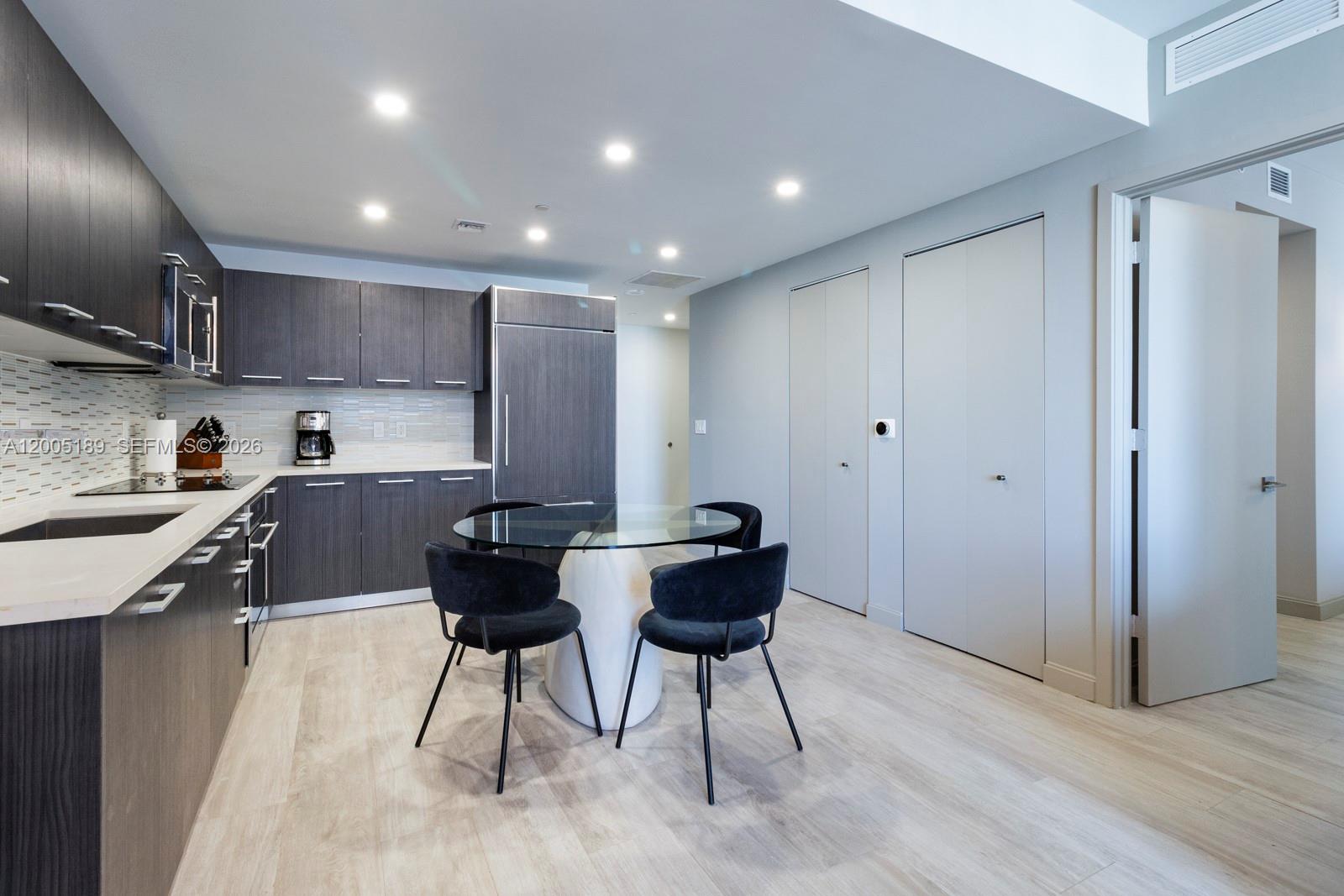 55 Southwest 9th Street, Unit 3010 Miami, FL 33130 - Photo 14 of 15