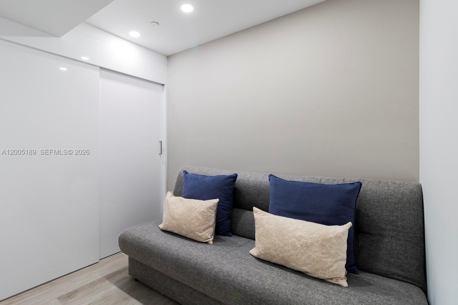 55 Southwest 9th Street, Unit 3010 Miami, FL 33130 - Photo 7 of 15
