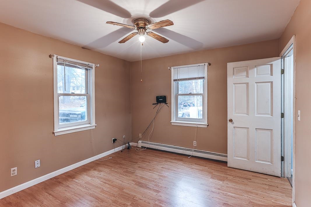 348 Windsor Road Hillsborough, NH 03244 - Photo 5 of 32