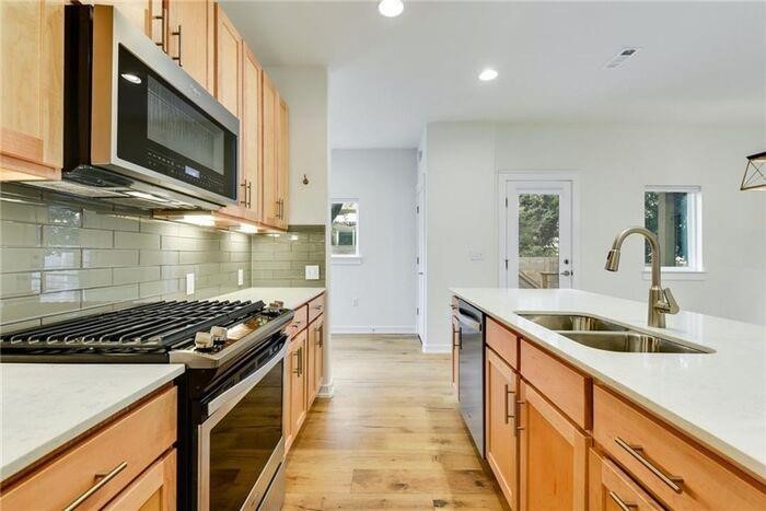 6800 Menchaca Road, Unit 45 Austin, TX 78745 - Photo 10 of 29