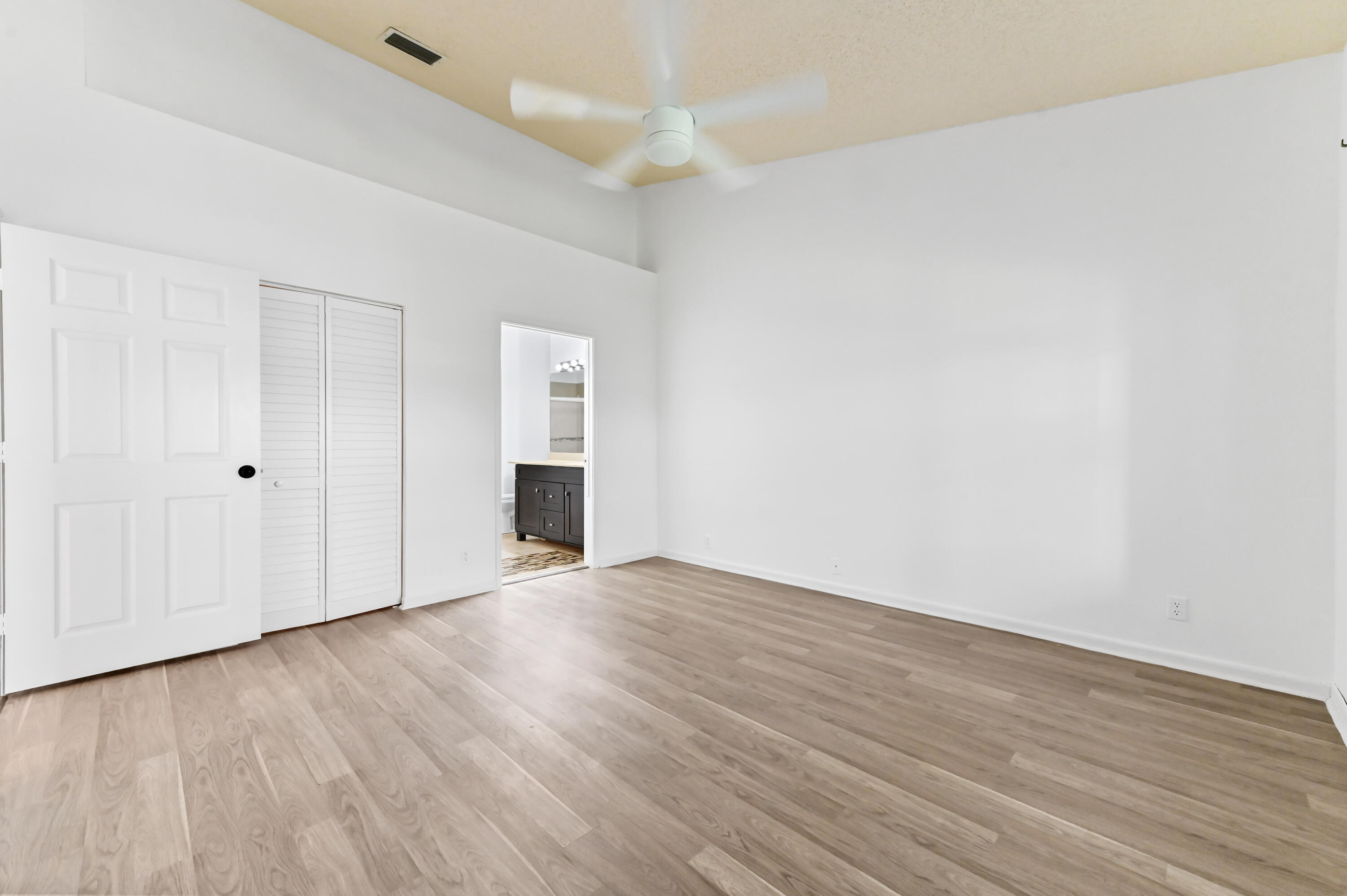 6069 Heliconia Road Delray Beach, FL 33484 - Photo 20 of 56 21 bedroom 02