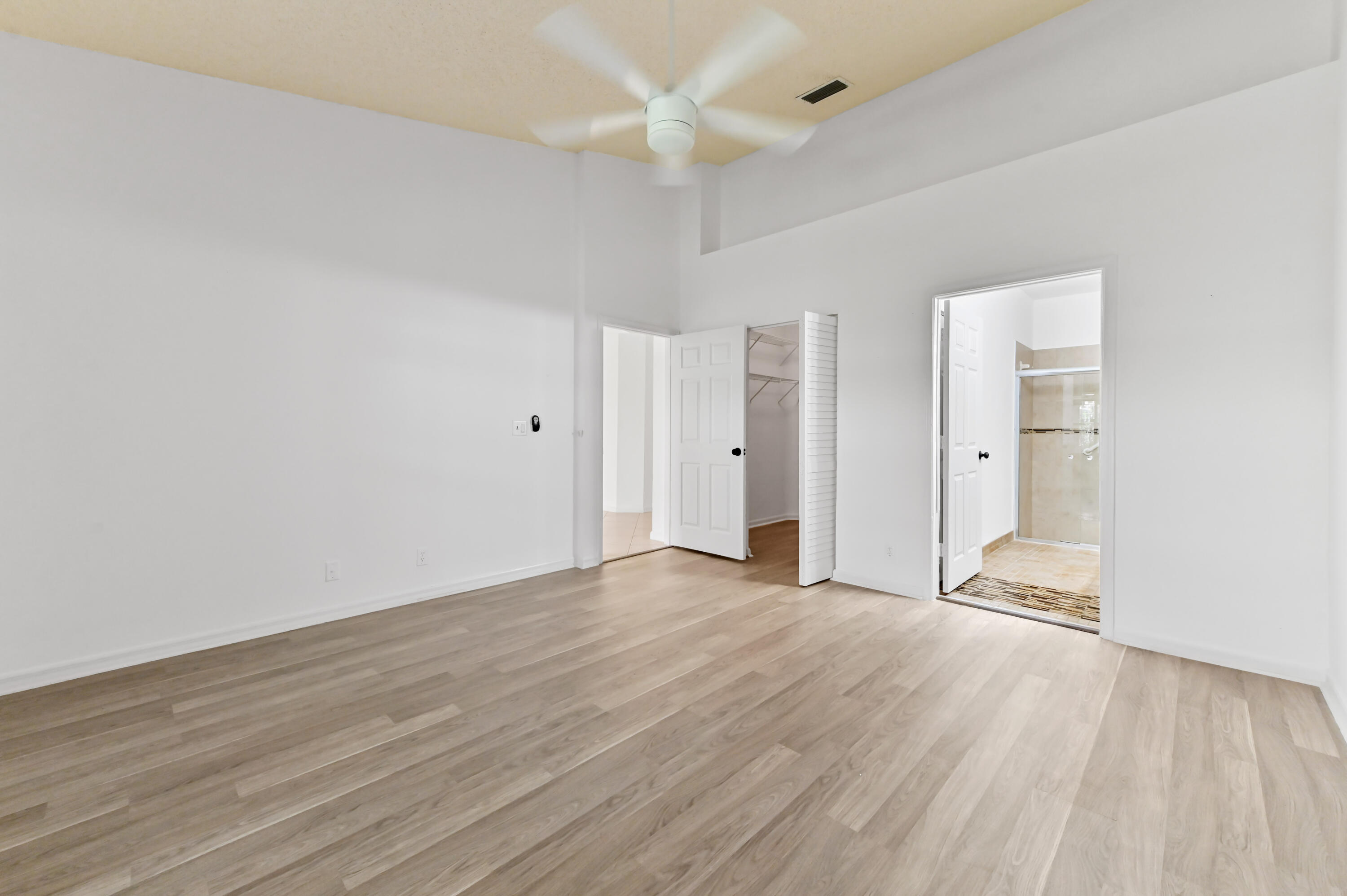 6069 Heliconia Road Delray Beach, FL 33484 - Photo 21 of 56 22 bedroom 03