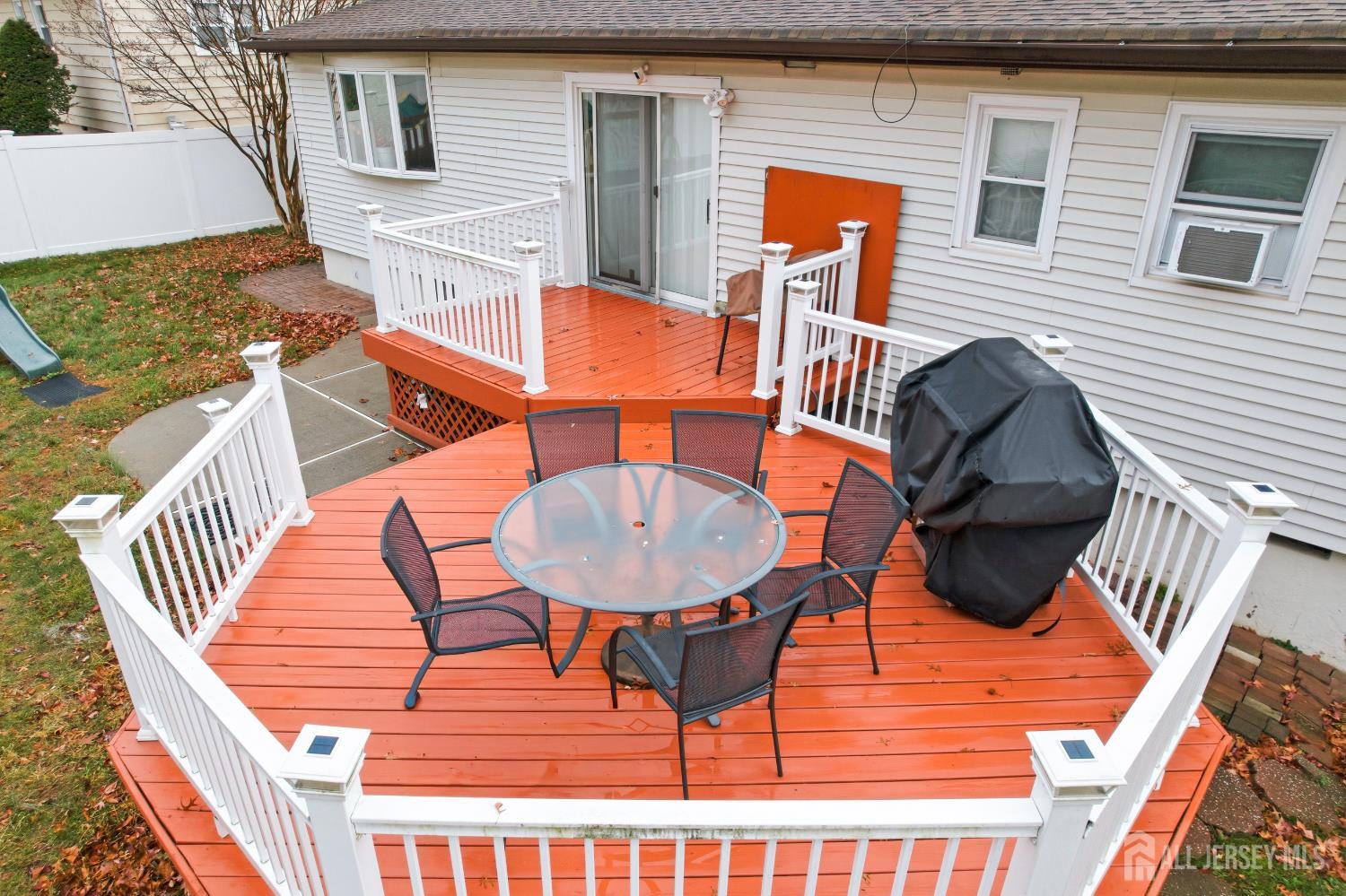 16 Hallo Street Edison, NJ 08837 - Photo 34 of 37