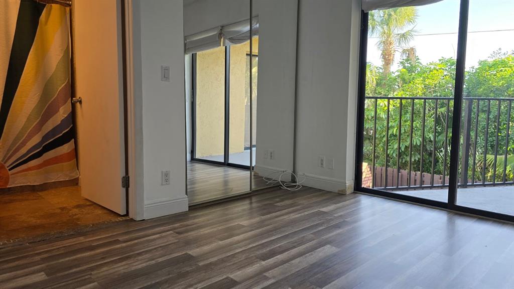 23048 Oxford Place Boca Raton, FL 33433 - Photo 27 of 49