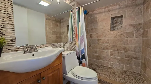 $2,675 | 23048 Oxford Place, Boca Raton, FL 33433