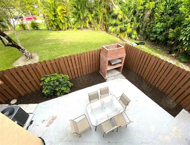 $2,675 | 23048 Oxford Place, Boca Raton, FL 33433