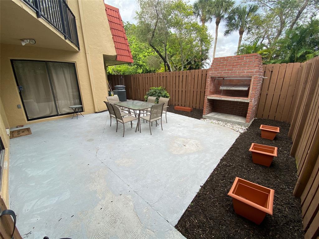 23048 Oxford Place Boca Raton, FL 33433 - Photo 36 of 49