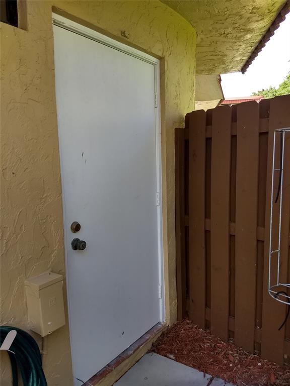 23048 Oxford Place Boca Raton, FL 33433 - Photo 48 of 49 Extra storage