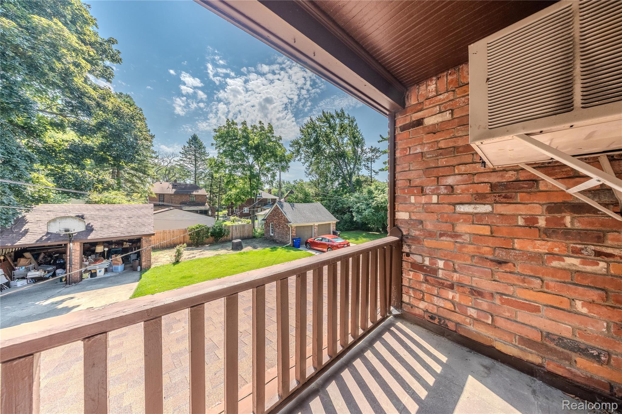 16580 Westmoreland Road Detroit, MI 48219 - Photo 30 of 37 view of yard from 2nd floor balcony 16580 Westmoreland.jpg