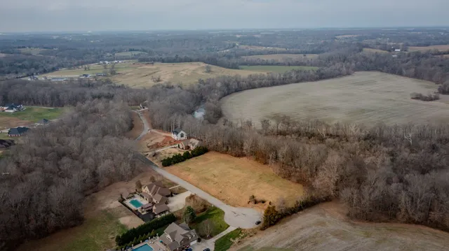 $1,276,490 | 22 Port Royal Estate, Adams, TN 37010