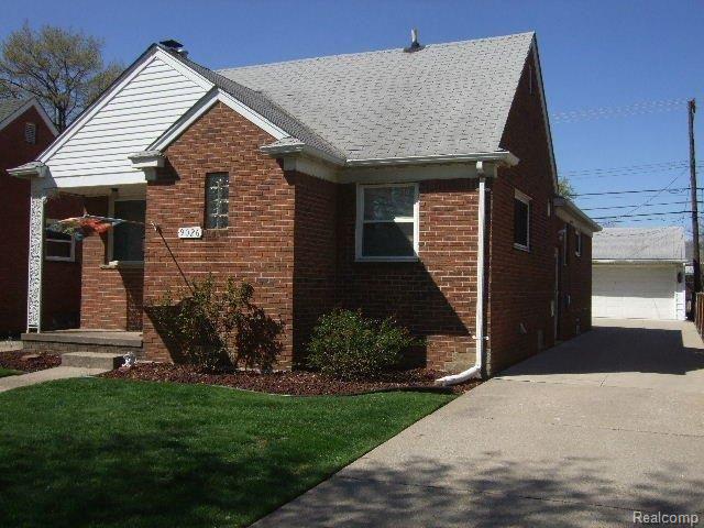9026 Ruth Avenue Allen Park, MI 48101 - Photo 2 of 24 IMMEDIATE OCCUPANCY