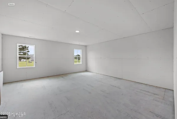 $3,500 | 317 Taylorwood Drive, Beaufort, NC 28516