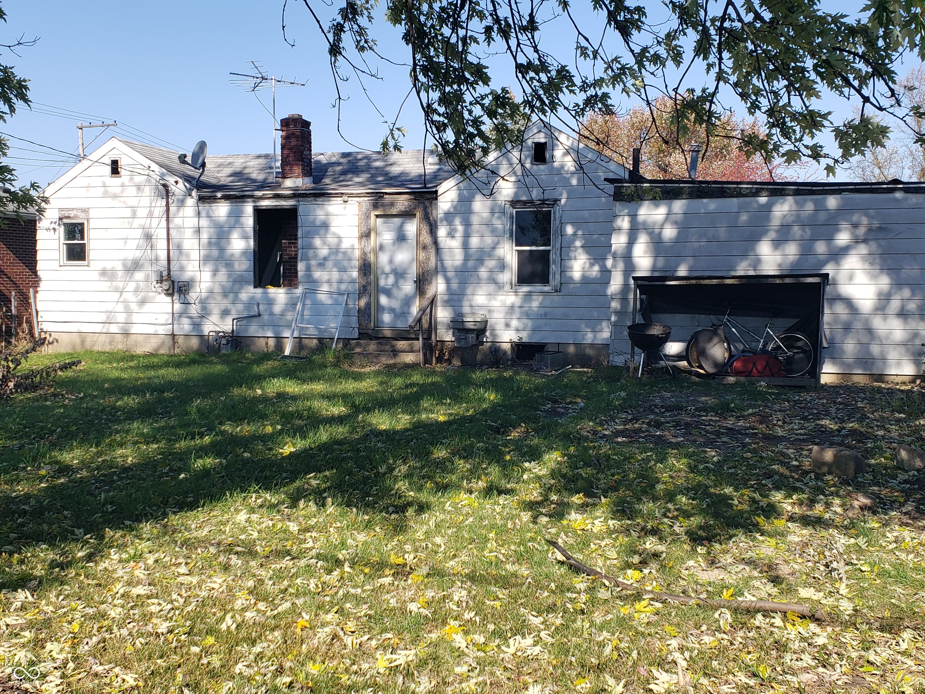 123 East 35th Street Anderson, IN 46013 - Photo 5 of 19