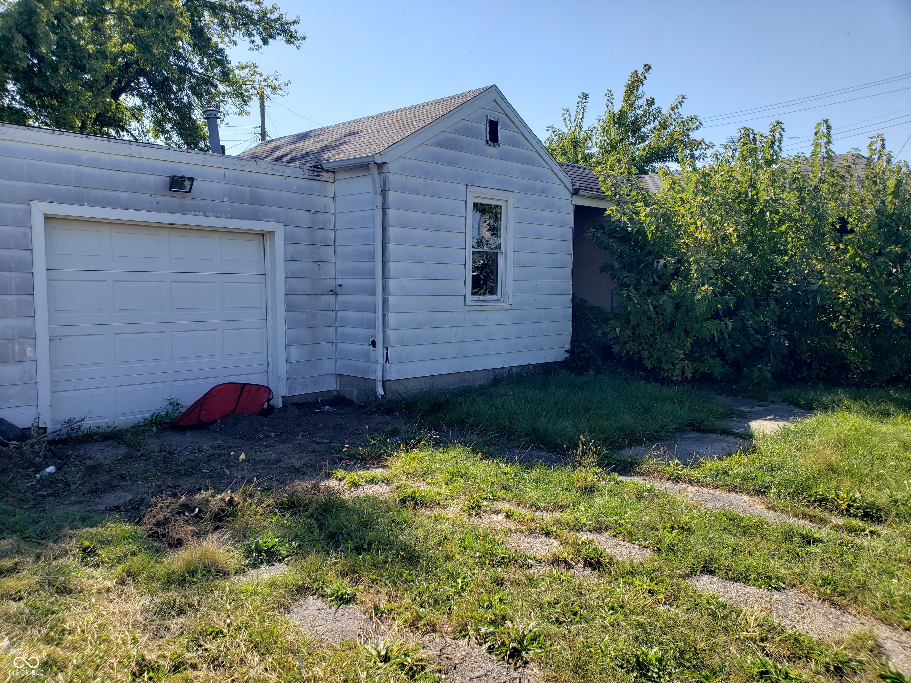 123 East 35th Street Anderson, IN 46013 - Photo 7 of 19