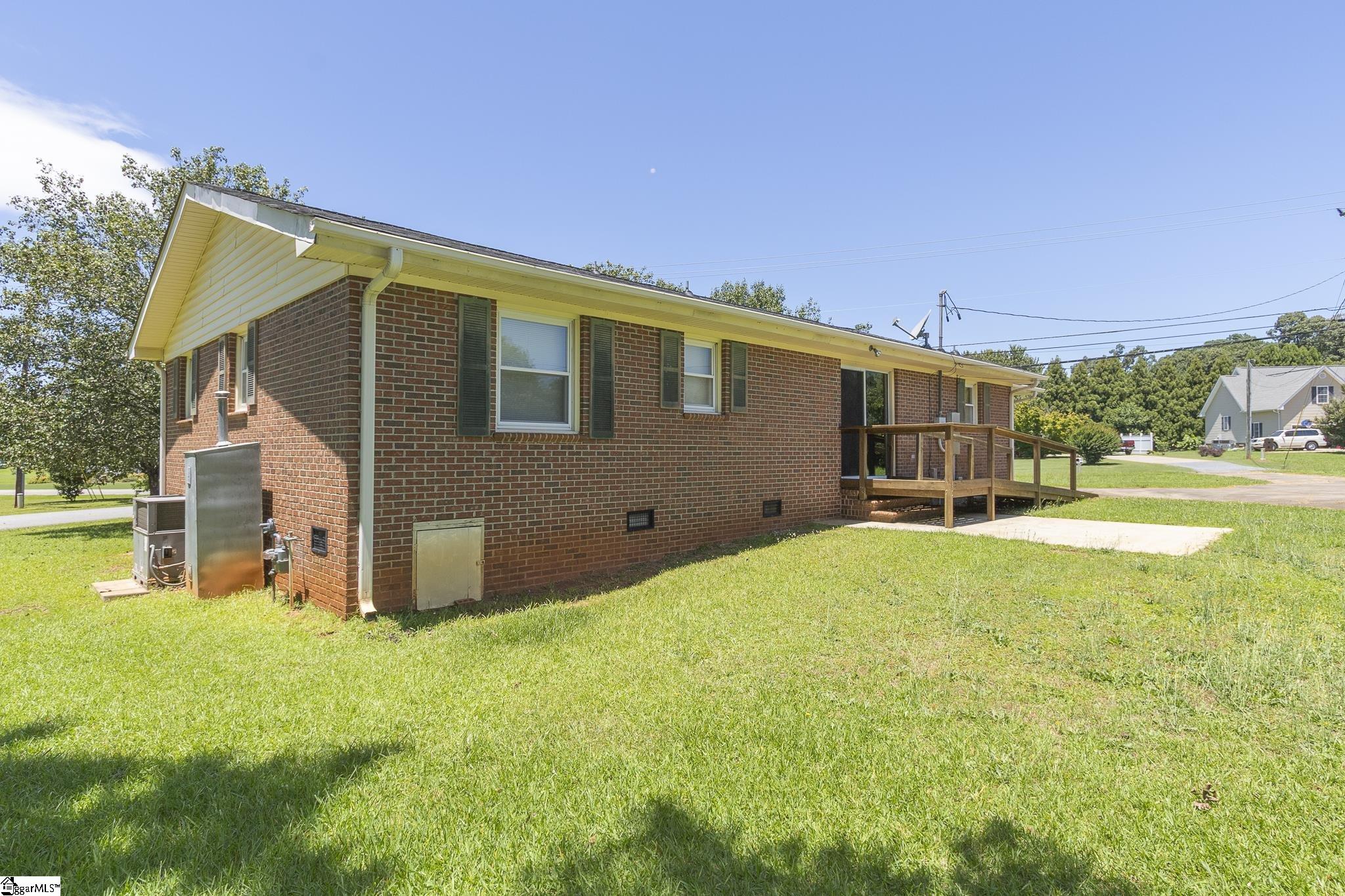 1115 Old Denver School Road Pendleton, SC 29670 - Photo 27 of 35