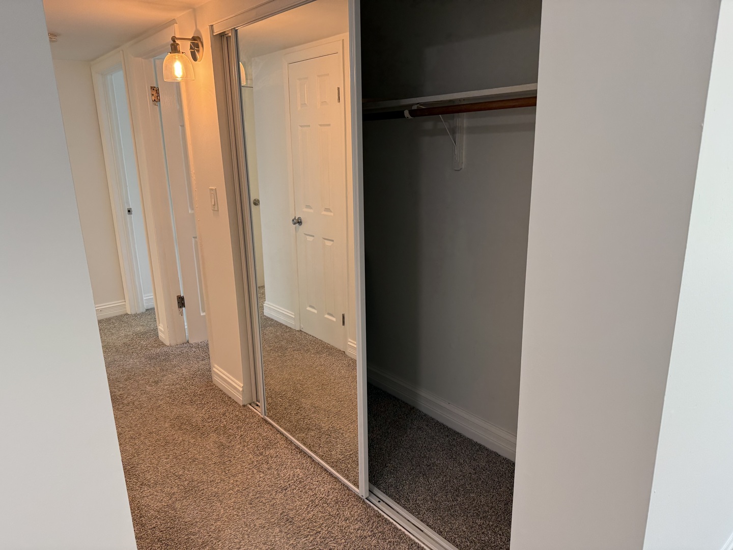 16W525 Mockingbird Lane, Unit 102 Willowbrook, IL 60527 - Photo 15 of 25