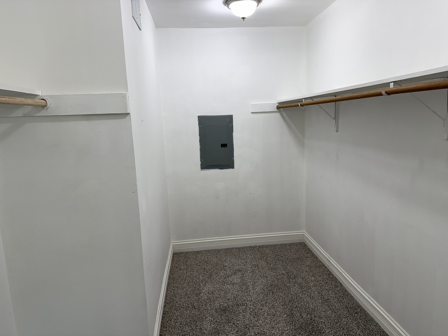 16W525 Mockingbird Lane, Unit 102 Willowbrook, IL 60527 - Photo 22 of 25 a view of a room with shelf