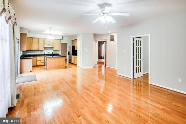 $4,500 | 5721 Whistling Winds Walk, Clarksville, MD 21029