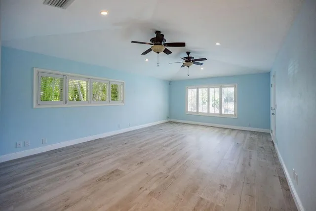 $2,595,000 | 2432 Northeast 22nd Avenue, Lighthouse Point, FL 33064