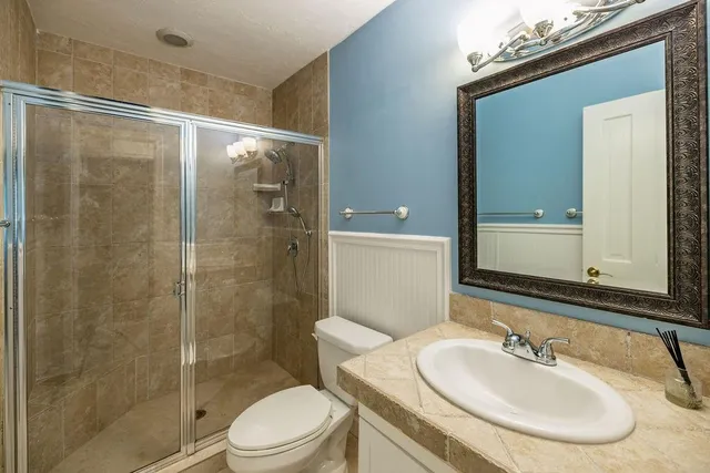 $2,595,000 | 2432 Northeast 22nd Avenue, Lighthouse Point, FL 33064