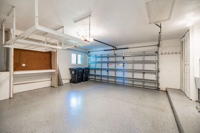 $2,595,000 | 2432 Northeast 22nd Avenue, Lighthouse Point, FL 33064