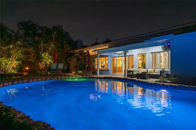 $2,595,000 | 2432 Northeast 22nd Avenue, Lighthouse Point, FL 33064