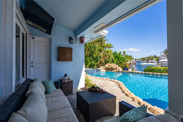 $2,595,000 | 2432 Northeast 22nd Avenue, Lighthouse Point, FL 33064