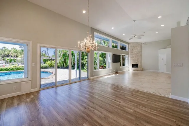$2,595,000 | 2432 Northeast 22nd Avenue, Lighthouse Point, FL 33064