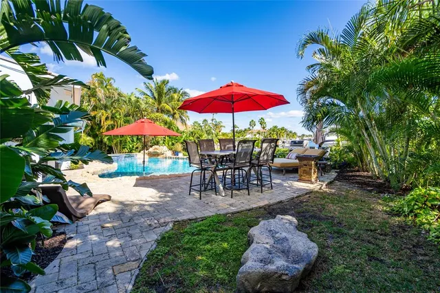 $2,595,000 | 2432 Northeast 22nd Avenue, Lighthouse Point, FL 33064