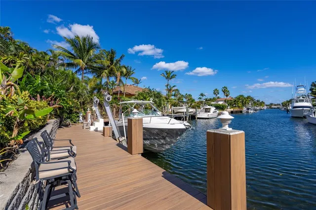 $2,595,000 | 2432 Northeast 22nd Avenue, Lighthouse Point, FL 33064