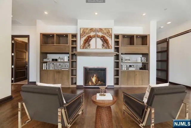 $2,650,000 | 9 Somerset Lane, Unit PH606607, Edgewater, NJ 07020