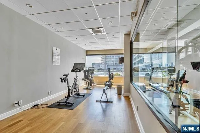 $2,650,000 | 9 Somerset Lane, Unit PH606607, Edgewater, NJ 07020