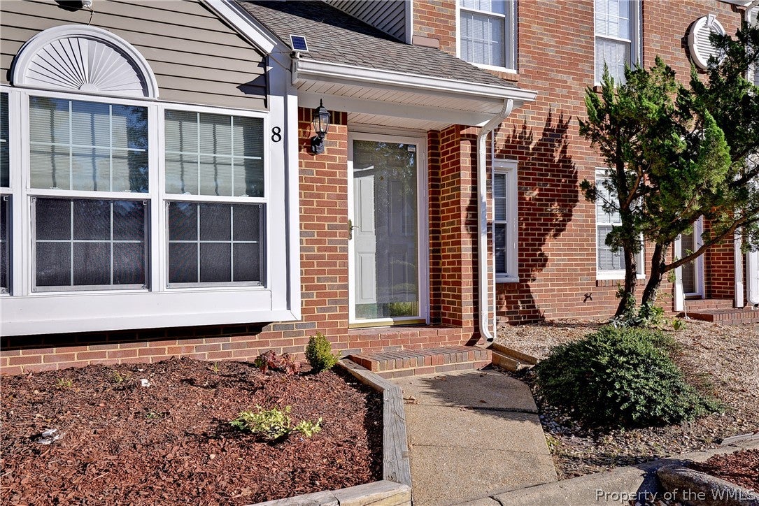 8 Treeclad Place Hampton, VA 23666 - Photo 4 of 35 Gallery Image 4