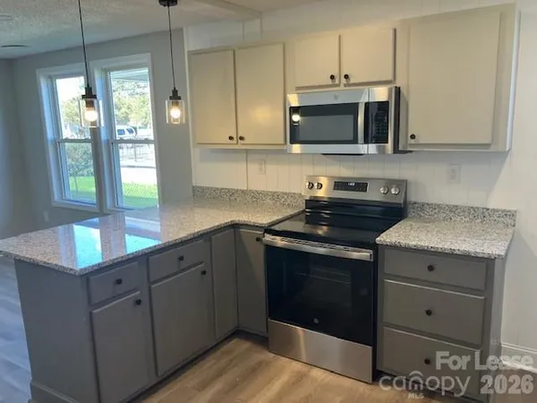 $950 | 53 Rex Avenue, Gastonia, NC 28054