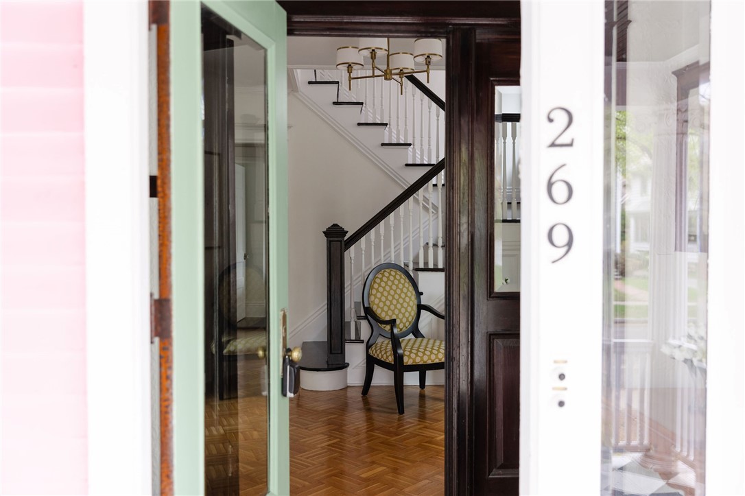269 Dartmouth Street Rochester, NY 14607 - Photo 4 of 49