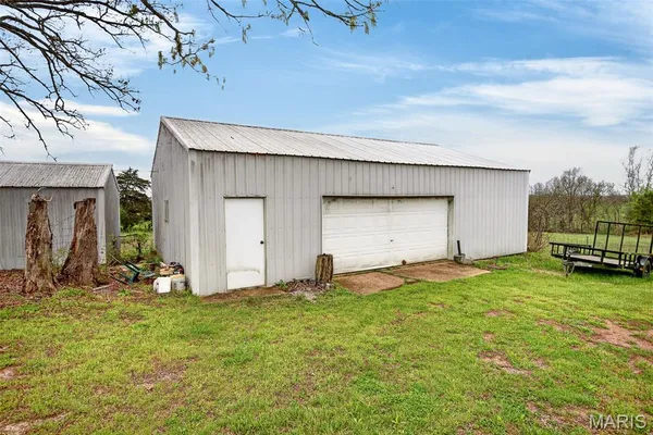 $240,000 | 27 Pleasant Knoll Road, Stoutland, MO 65567