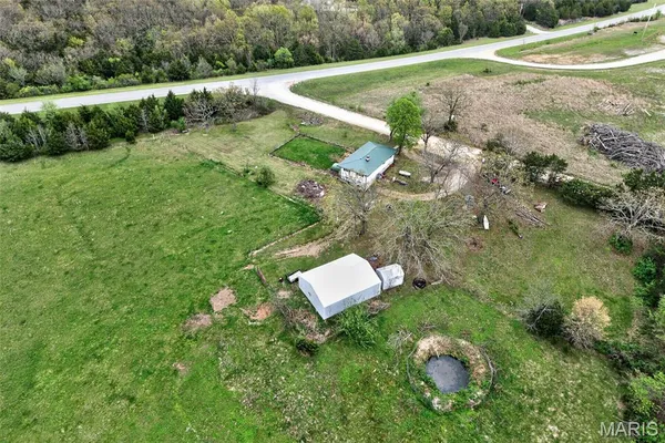 $240,000 | 27 Pleasant Knoll Road, Stoutland, MO 65567