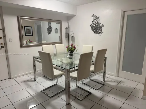 $2,400 | 5033 Northwest 7th Street, Unit 312, Miami, FL 33126