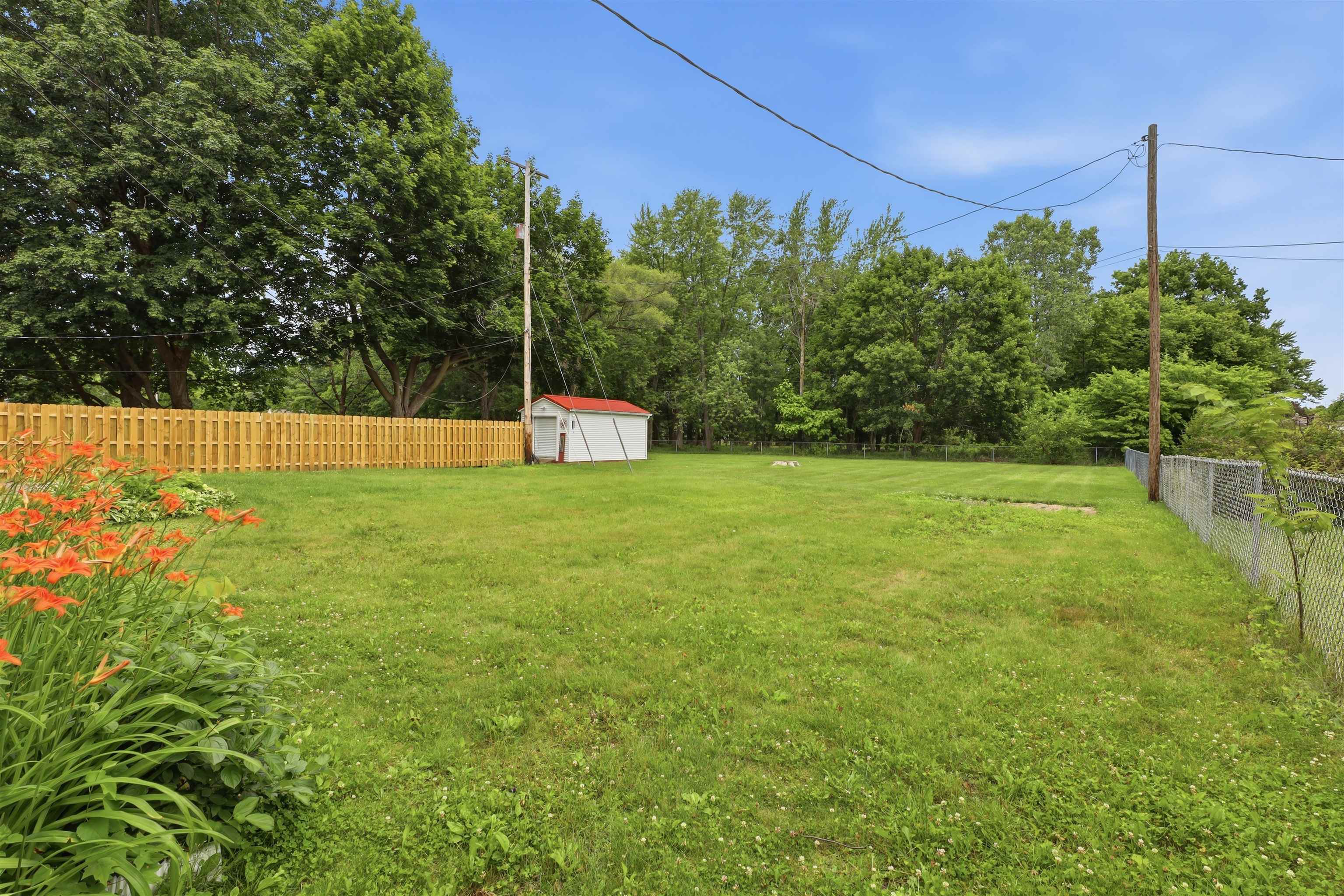 929 Springview Drive Flushing, MI 48433 - Photo 10 of 44