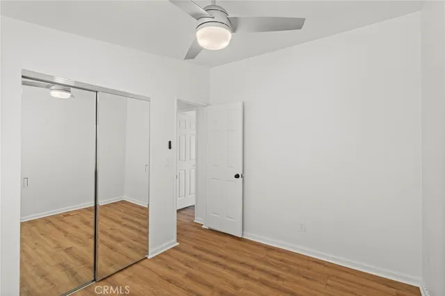 a picture of a bench in the back