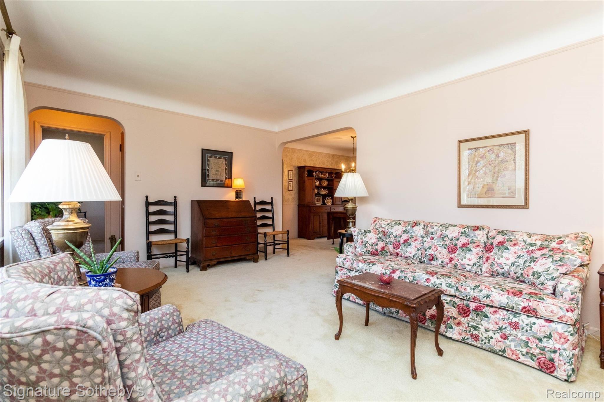 4168 Wakefield Road Berkley, MI 48072 - Photo 2 of 34 interior (5).jpg