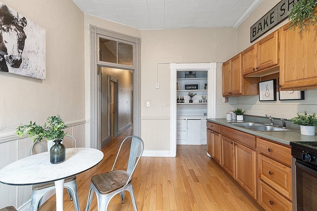 88 Berkeley Street, Unit 2 Boston, MA 02116 - Photo 12 of 25 Gallery Image 12