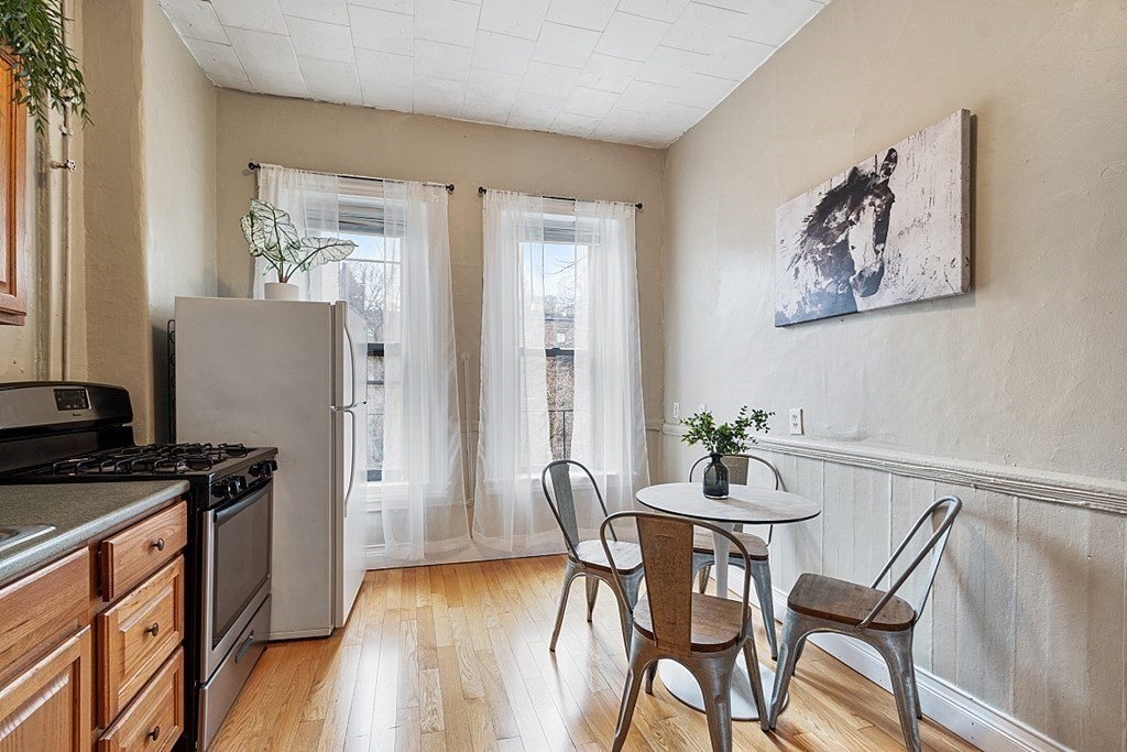 88 Berkeley Street, Unit 2 Boston, MA 02116 - Photo 10 of 25 Gallery Image 10